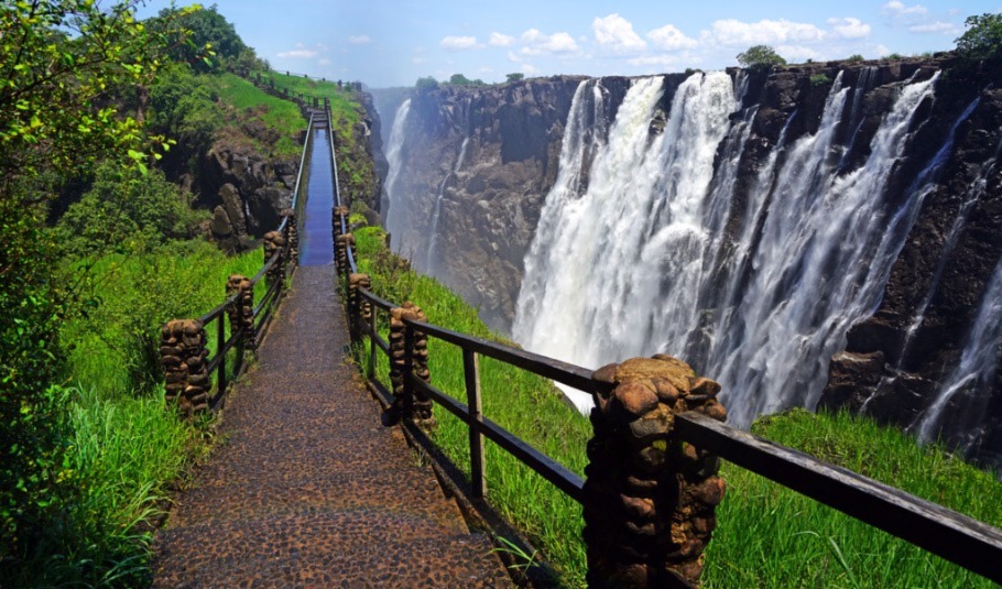 Victoria Falls Tours - An Ultimate Guide To Exploring The Falls