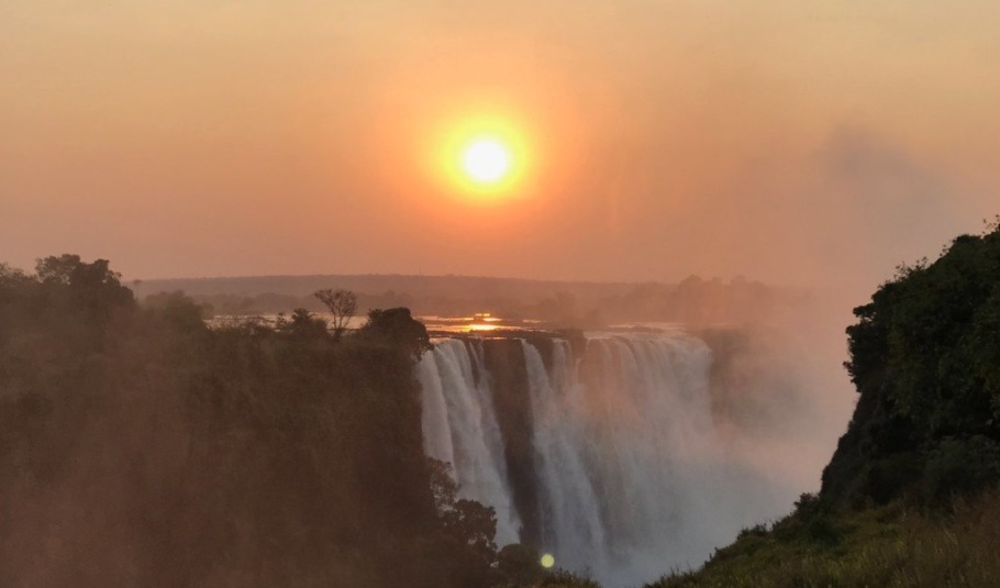 Sunrise Tour Of Victoria Falls