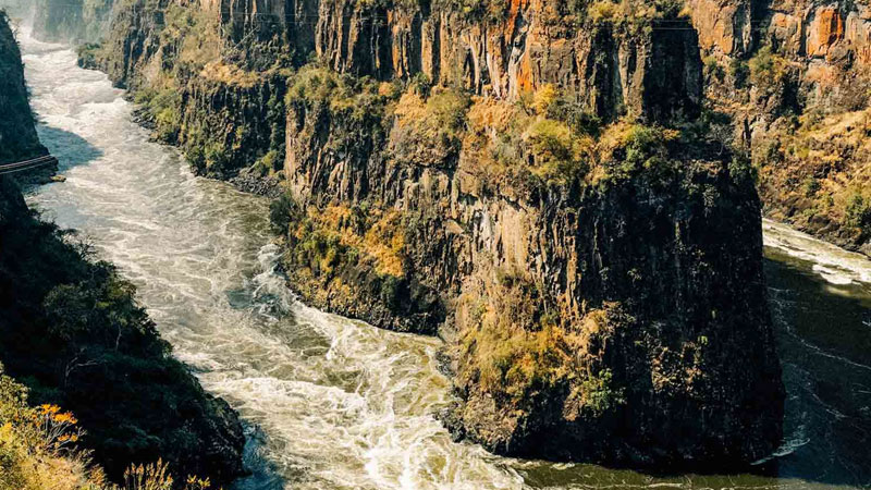 Zimbabwe Destinations - Falcon Safari