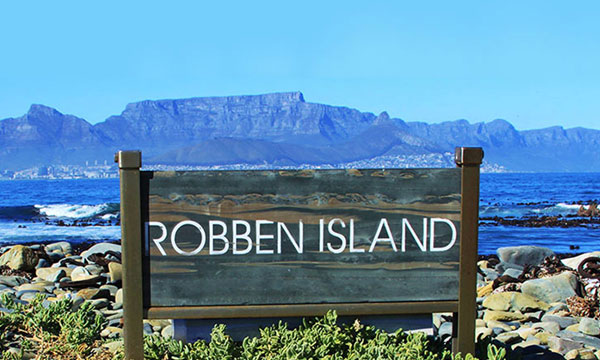 Full Day Robben Island & City Tour