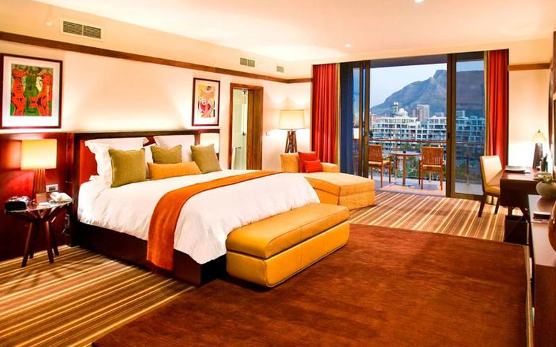 Marina Table Mountain Room