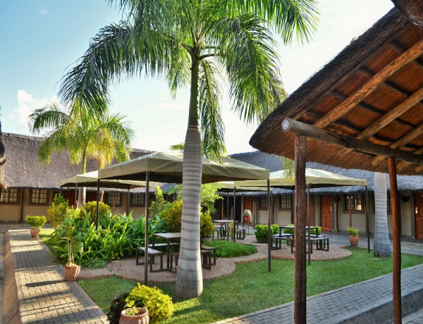 Thebe River Safari Lodge